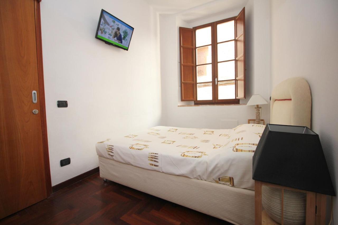 Logge Del Papa Apartment Sienne Extérieur photo