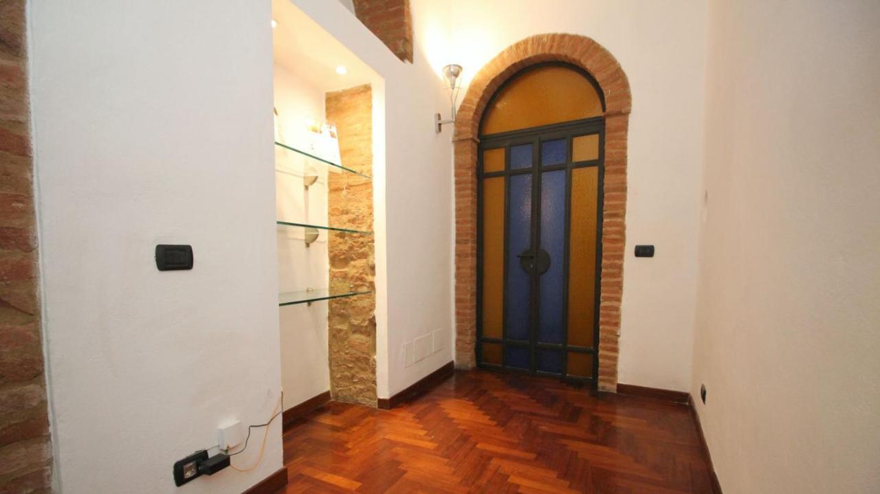 Logge Del Papa Apartment Sienne Extérieur photo